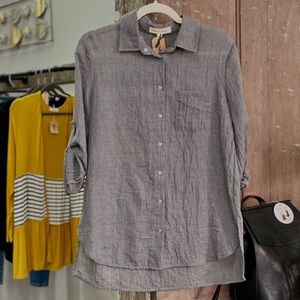 Black Swan grey button down long sleeve!